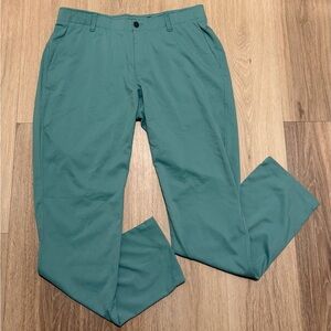 Under Armour Men's Green Golf Pants size 36x34